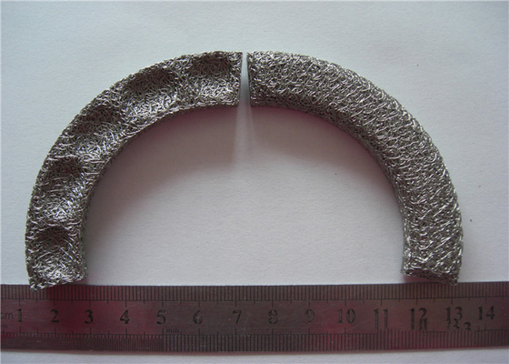 Звукоглушители обжали связанную ячеистую сеть фильтр 5mm до 25mm 90% для автомобиля промышленного